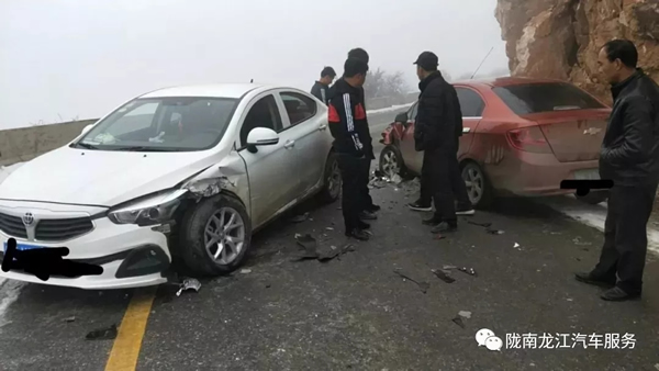 金錘鈑金，銀槍噴漆！龍江汽修值得信賴(lài)！