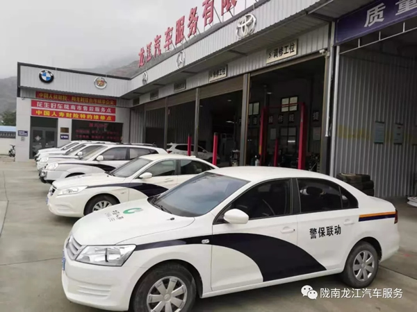 金錘鈑金，銀槍噴漆！龍江汽修值得信賴！